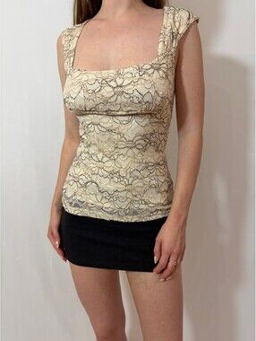 Vintage Paper Doll Floral Lace Embroidered Square Neck Milkmaid Top